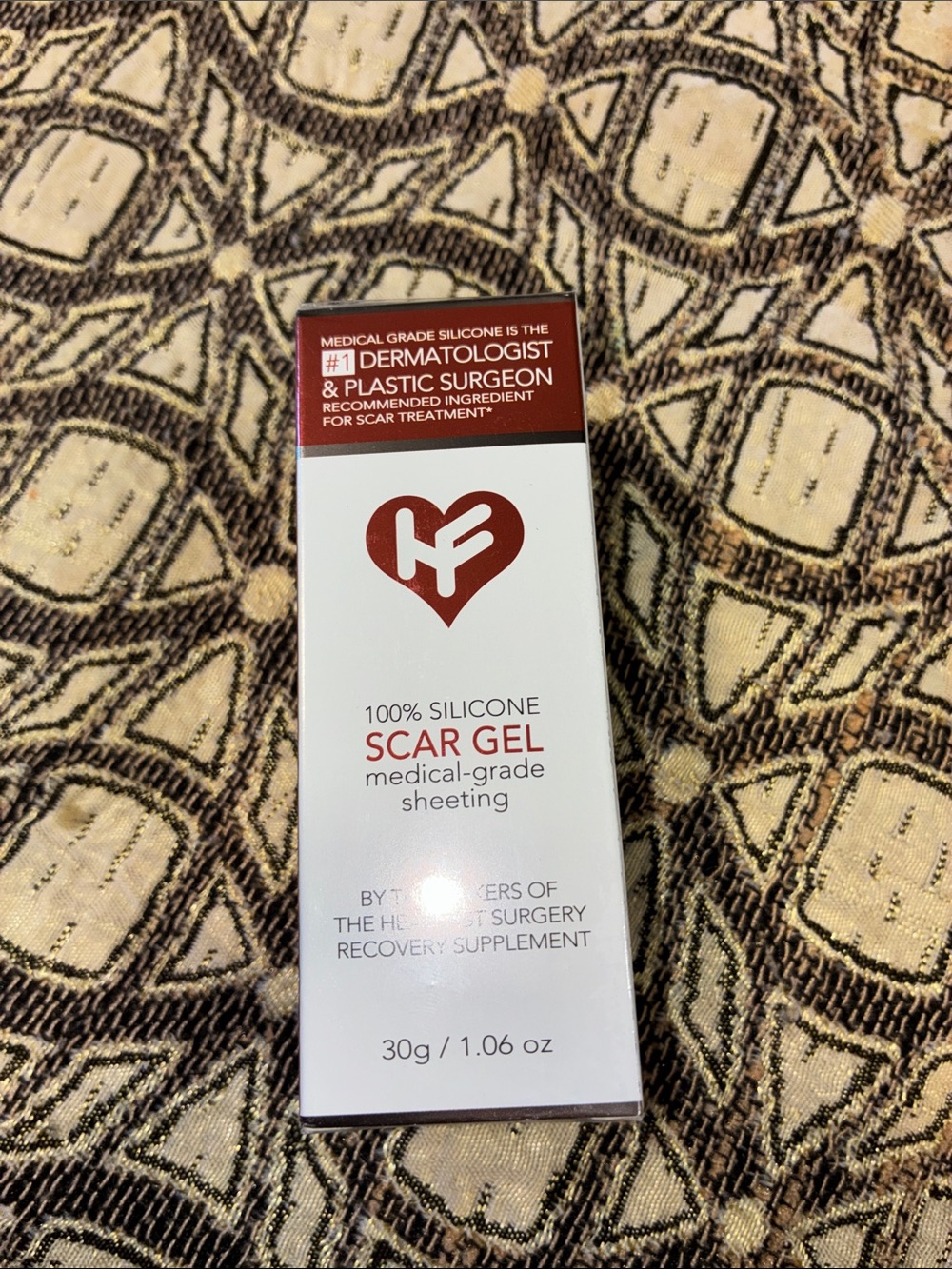 100% Silicone Scar Gel - Medical-Grade Scar Treatment (White & Red)